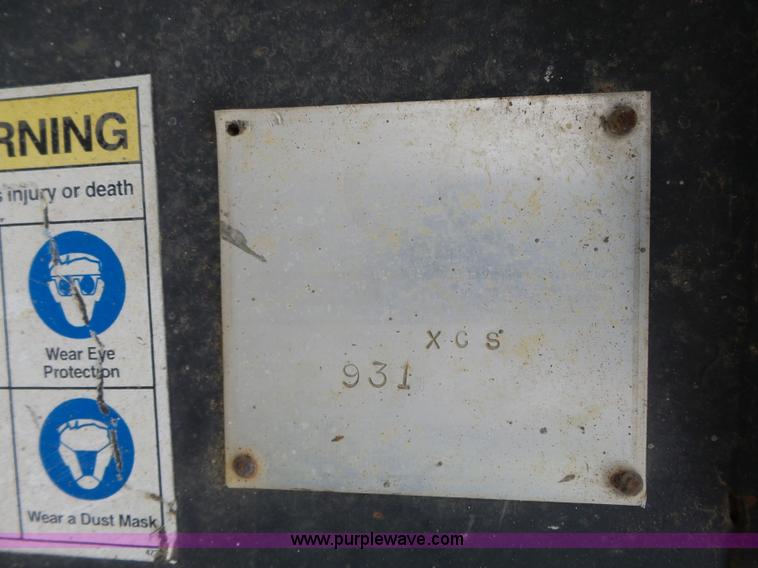 image for item K5180 LaBounty MB3570 skid steer hydraulic breaker