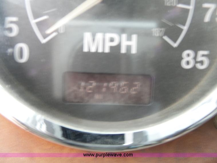 image for item K5182 1996 International 5070 mixer truck