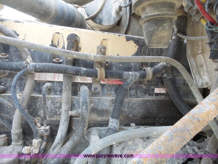 image for item K5182 1996 International 5070 mixer truck