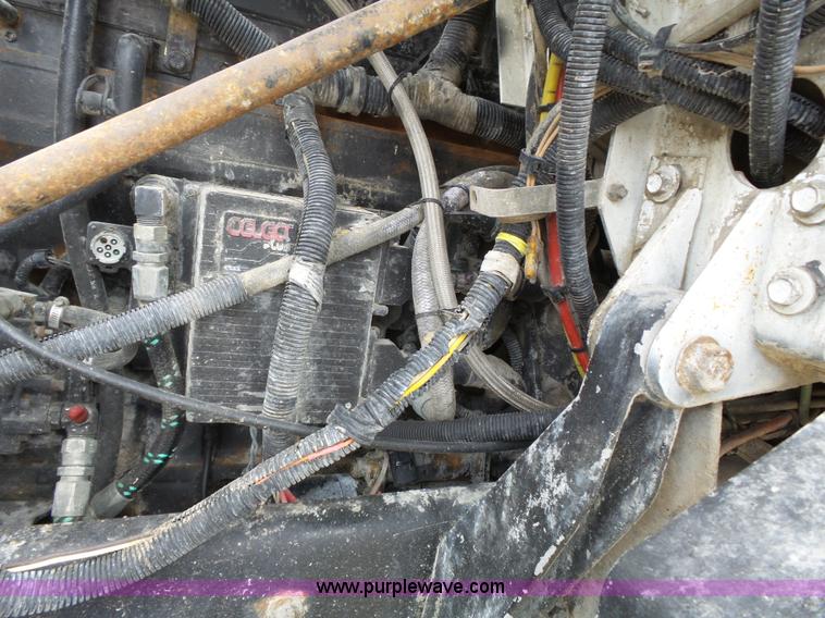 image for item K5183 1997 International 5070 mixer truck