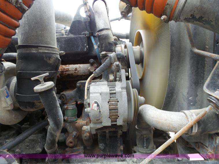 image for item K5183 1997 International 5070 mixer truck