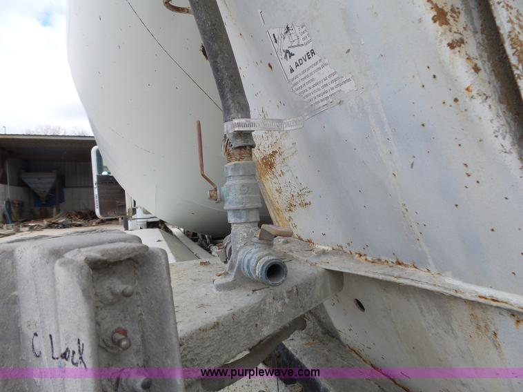 image for item K5183 1997 International 5070 mixer truck