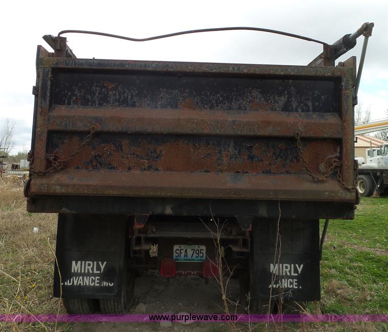 image for item K5184 1992 shopbuilt end dump trailer