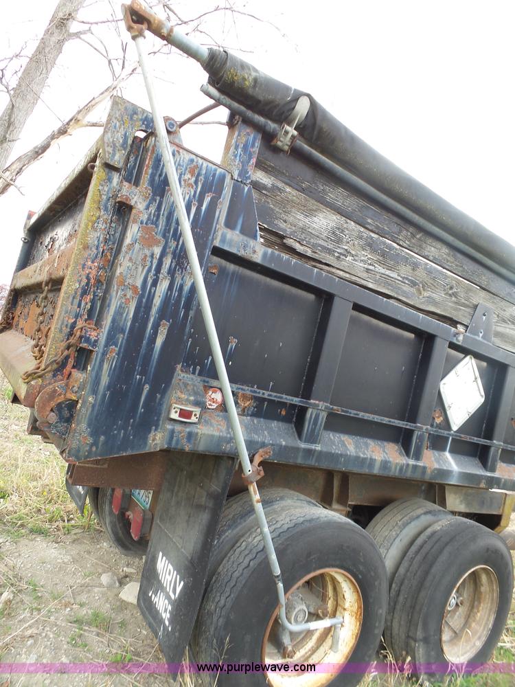 image for item K5184 1992 shopbuilt end dump trailer