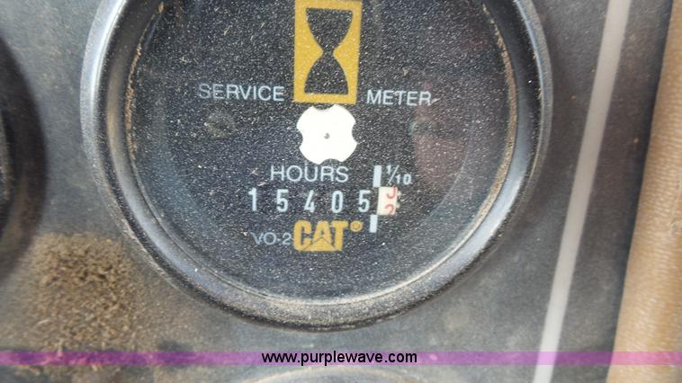 image for item K5188 1988 Caterpillar D6H dozer