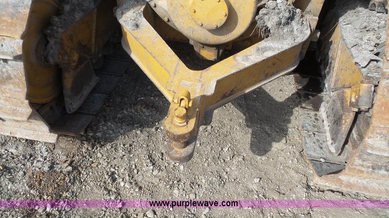 image for item K5188 1988 Caterpillar D6H dozer