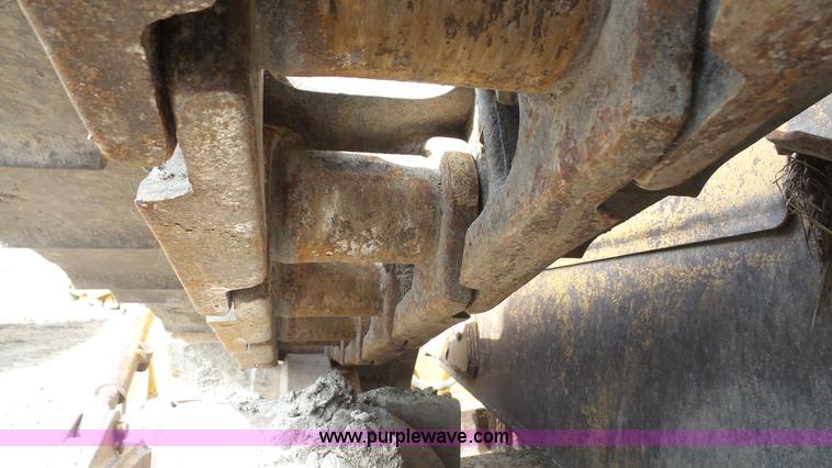 image for item K5188 1988 Caterpillar D6H dozer