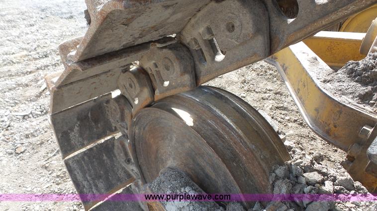 image for item K5188 1988 Caterpillar D6H dozer
