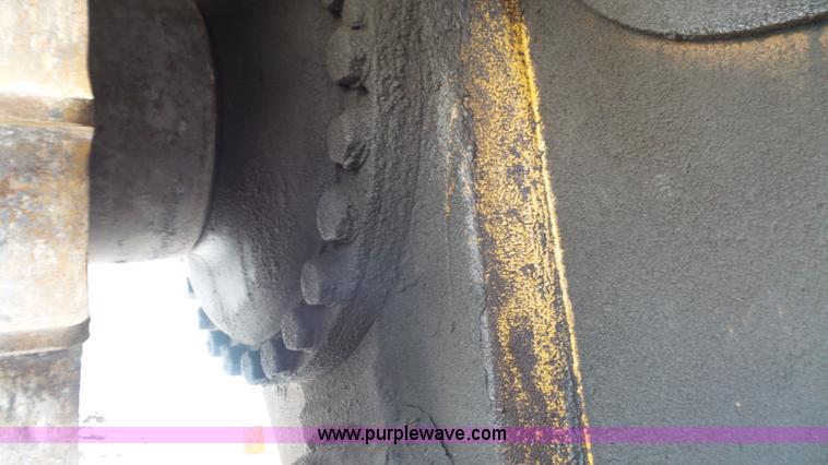 image for item K5188 1988 Caterpillar D6H dozer