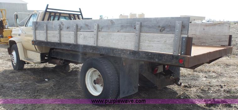 image for item K5192 1986 GMC TopKick dump truck