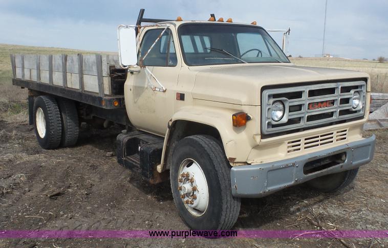 image for item K5192 1986 GMC TopKick dump truck