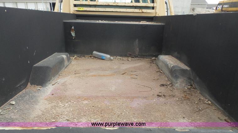 image for item K5194 2007 Chevrolet C4500 Crew Cab service truck