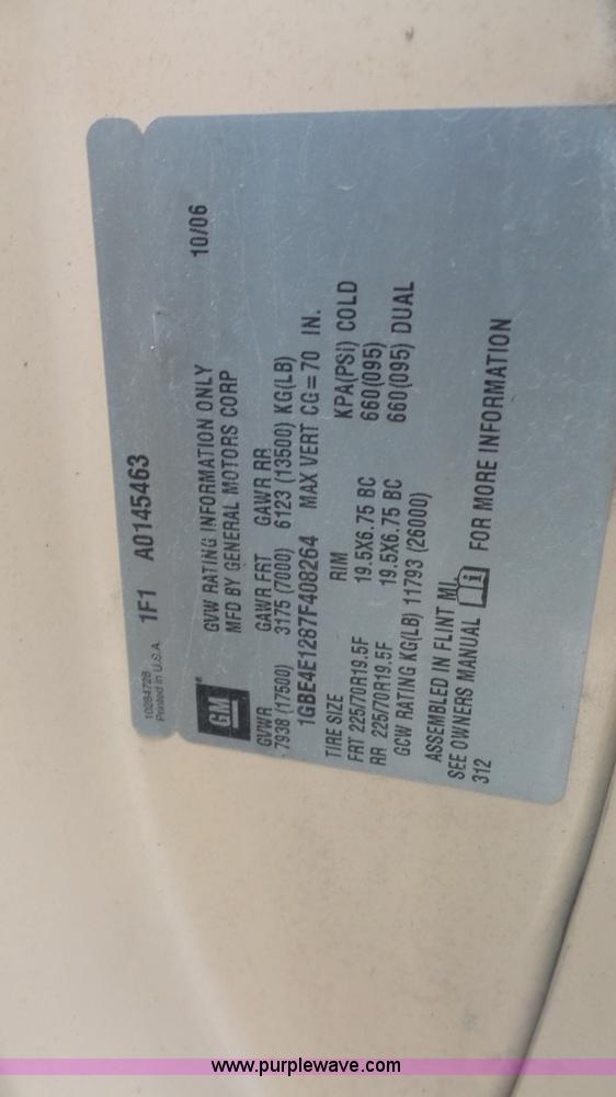 image for item K5194 2007 Chevrolet C4500 Crew Cab service truck