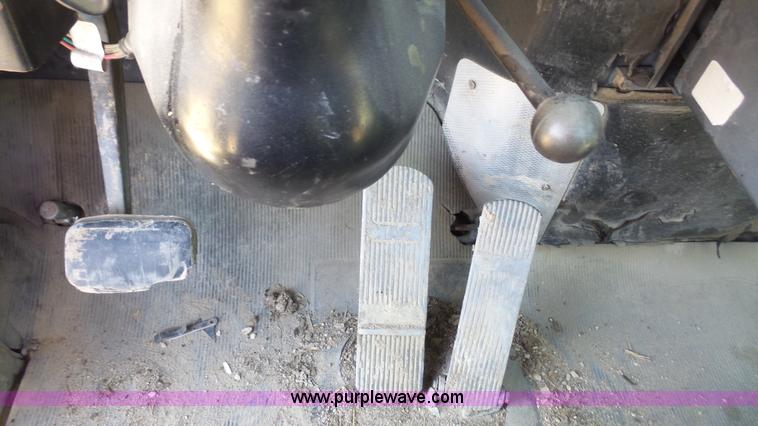 image for item K5248 1987 Mack RS688LS mixer truck