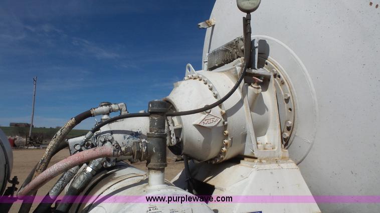 image for item K5248 1987 Mack RS688LS mixer truck