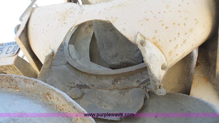 image for item K5248 1987 Mack RS688LS mixer truck