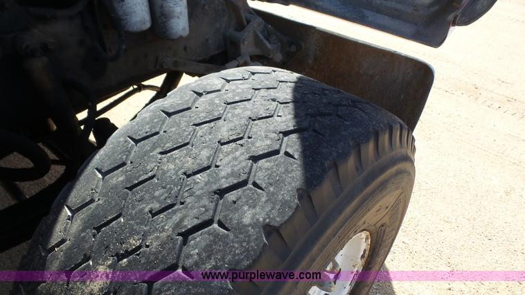 image for item K5248 1987 Mack RS688LS mixer truck