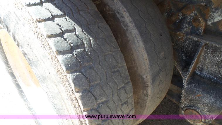 image for item K5248 1987 Mack RS688LS mixer truck