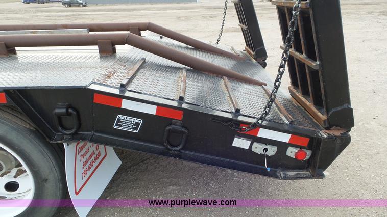 image for item K6833 2013 Neville drop deck trailer