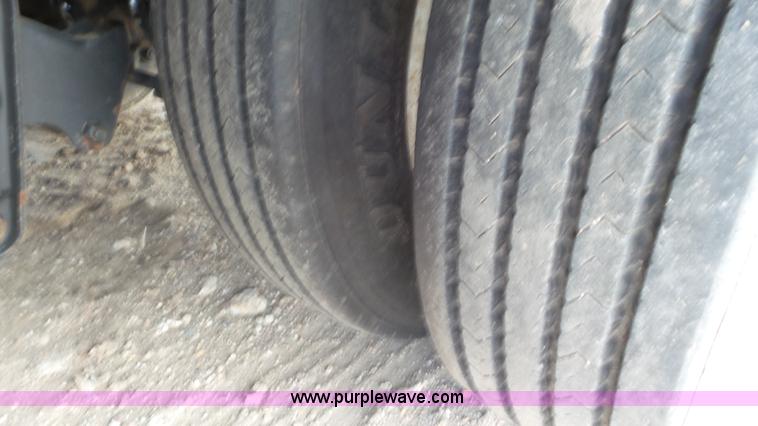 image for item K6833 2013 Neville drop deck trailer