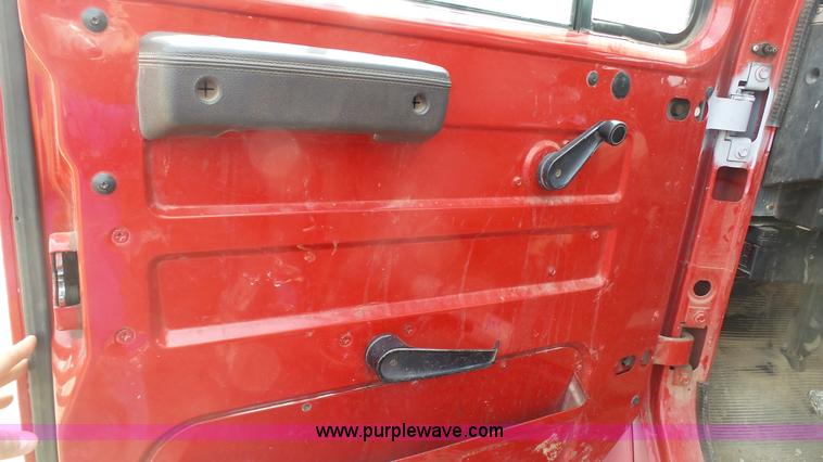 image for item L1330 1998 International 4700 digger derrick truck