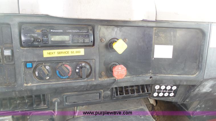 image for item L1330 1998 International 4700 digger derrick truck