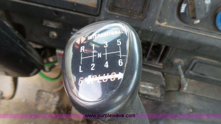 image for item L1330 1998 International 4700 digger derrick truck