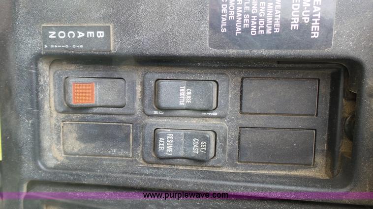 image for item L1330 1998 International 4700 digger derrick truck