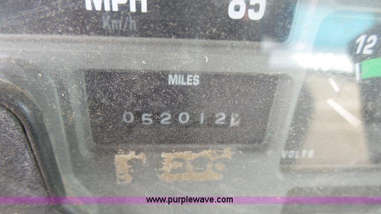 image for item L1330 1998 International 4700 digger derrick truck