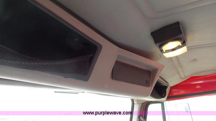 image for item L1330 1998 International 4700 digger derrick truck