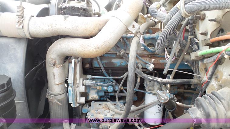 image for item L1330 1998 International 4700 digger derrick truck