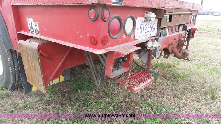 image for item L1330 1998 International 4700 digger derrick truck