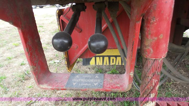 image for item L1330 1998 International 4700 digger derrick truck