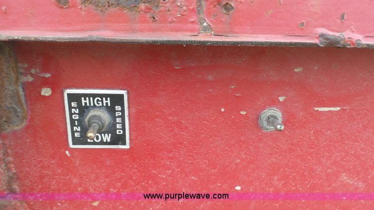 image for item L1330 1998 International 4700 digger derrick truck