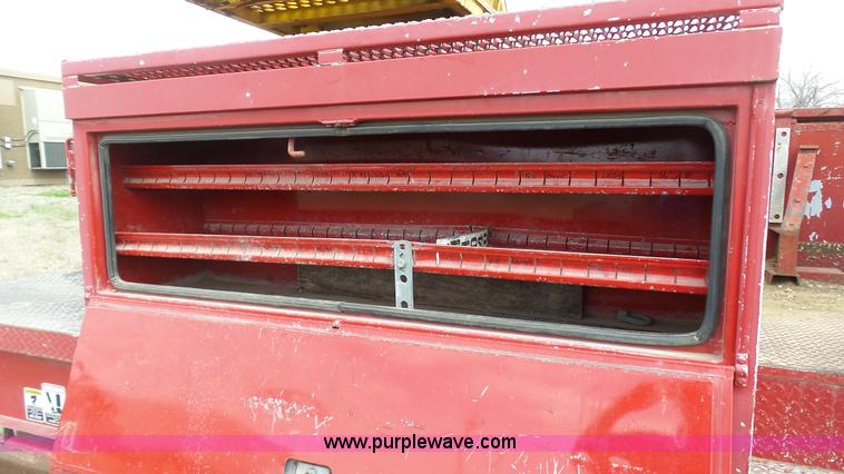 image for item L1330 1998 International 4700 digger derrick truck