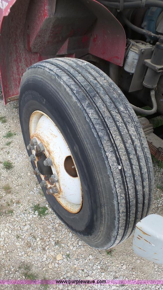 image for item L1330 1998 International 4700 digger derrick truck