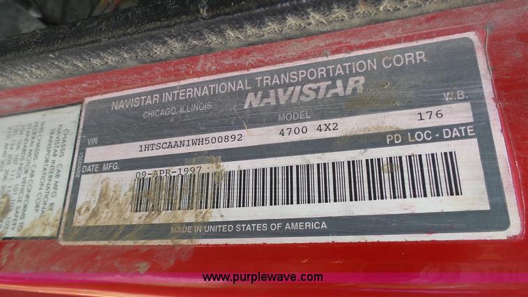 image for item L1330 1998 International 4700 digger derrick truck