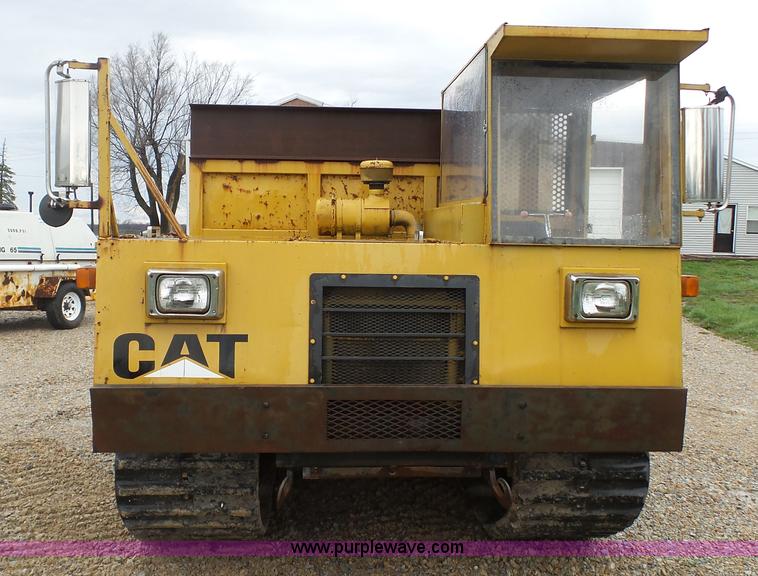 image for item L1346 Morooka MST-800E dump truck