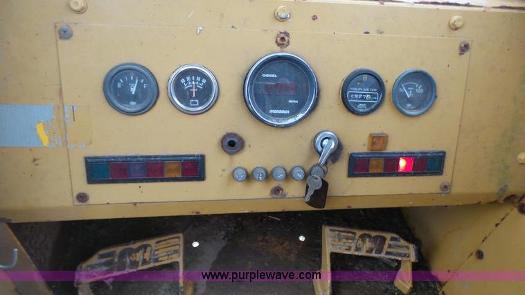 image for item L1346 Morooka MST-800E dump truck