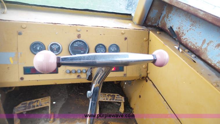 image for item L1346 Morooka MST-800E dump truck