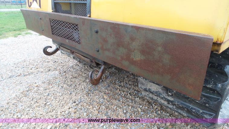 image for item L1346 Morooka MST-800E dump truck