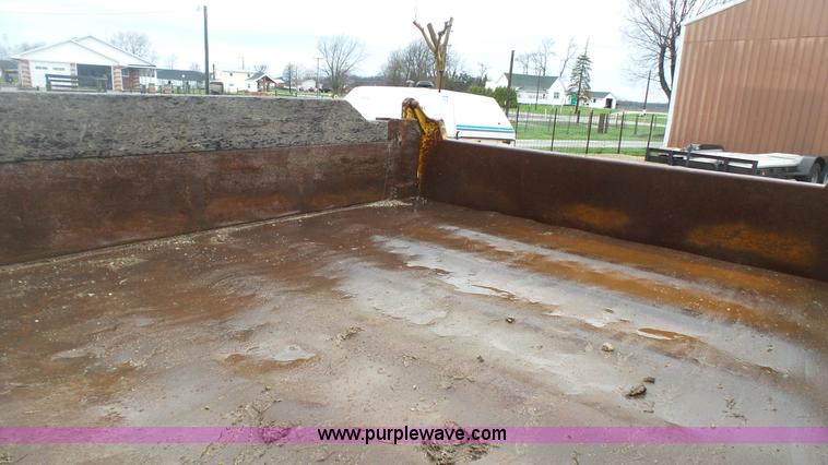 image for item L1346 Morooka MST-800E dump truck