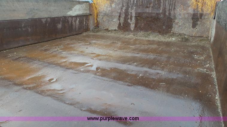 image for item L1346 Morooka MST-800E dump truck