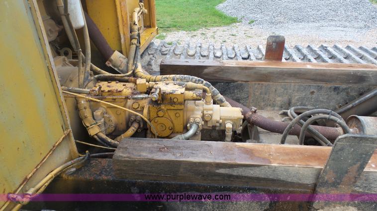 image for item L1346 Morooka MST-800E dump truck