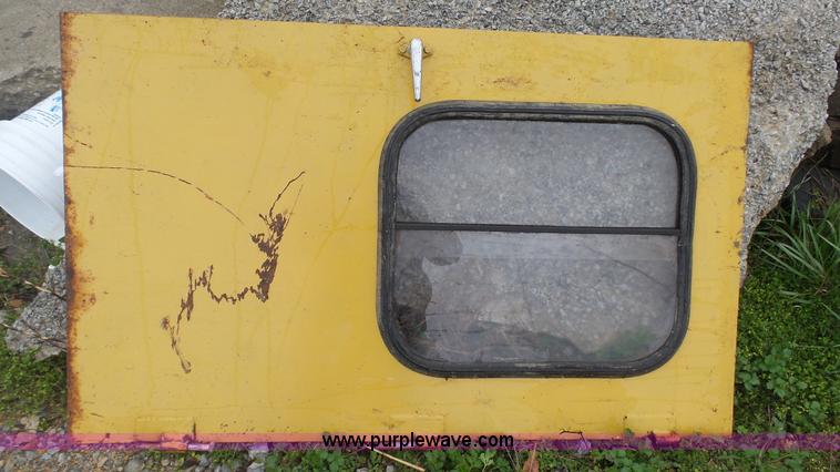 image for item L1346 Morooka MST-800E dump truck