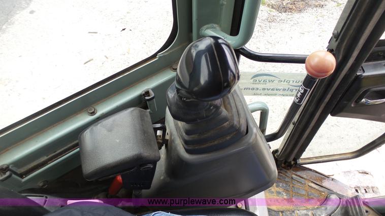 image for item L1347 Yanmar V1035-5 compact excavator