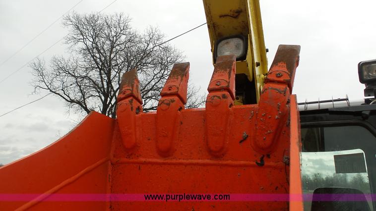 image for item L1347 Yanmar V1035-5 compact excavator