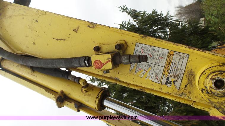 image for item L1347 Yanmar V1035-5 compact excavator