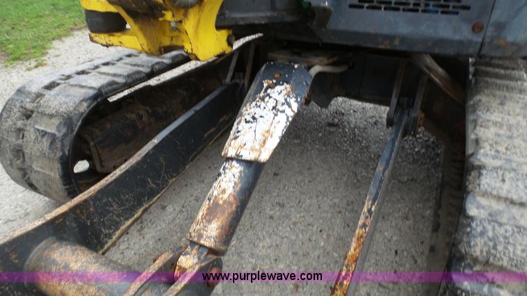 image for item L1347 Yanmar V1035-5 compact excavator