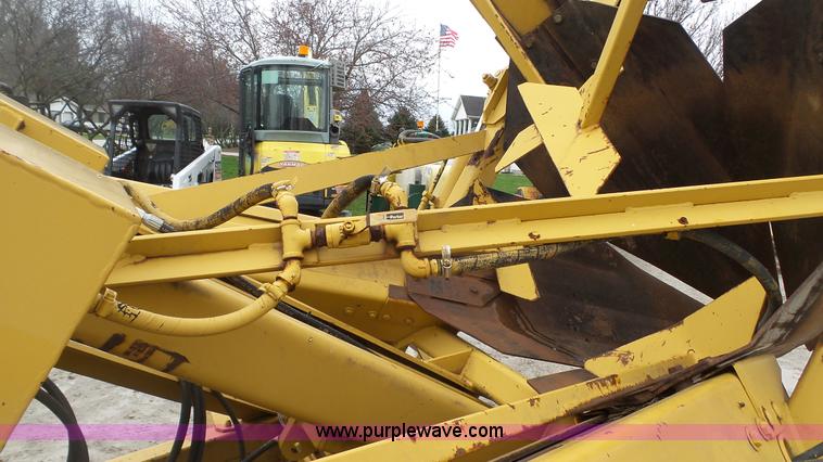 image for item L1348 1998 Vermeer TS-44A tree spade